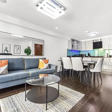 Stylish 2B 2B Apartment Heart Of Canary Wharf